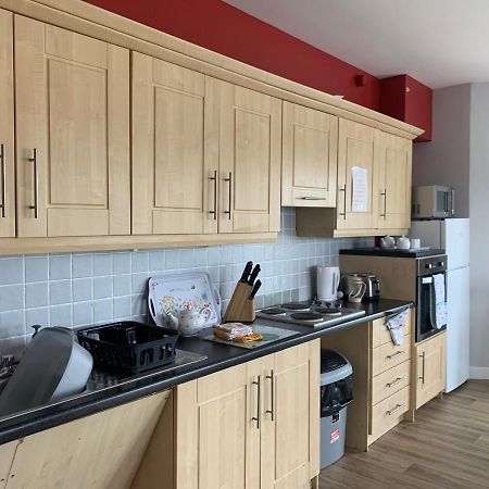 Priory House, Student Accommodation, Manor Village Apartments, Cork Road, X91W427 Уотърфорд Екстериор снимка