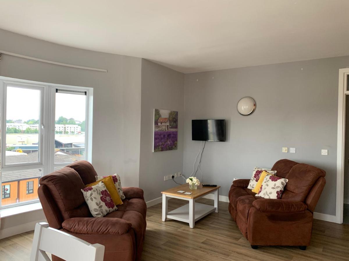 Priory House, Student Accommodation, Manor Village Apartments, Cork Road, X91W427 Уотърфорд Екстериор снимка