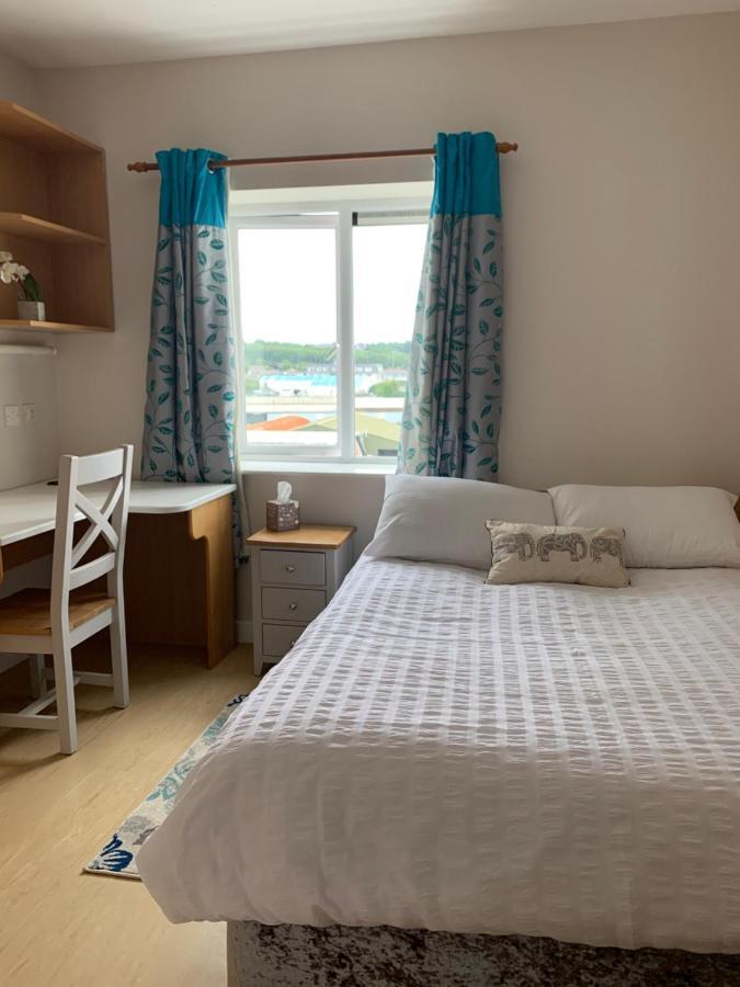 Priory House, Student Accommodation, Manor Village Apartments, Cork Road, X91W427 Уотърфорд Екстериор снимка