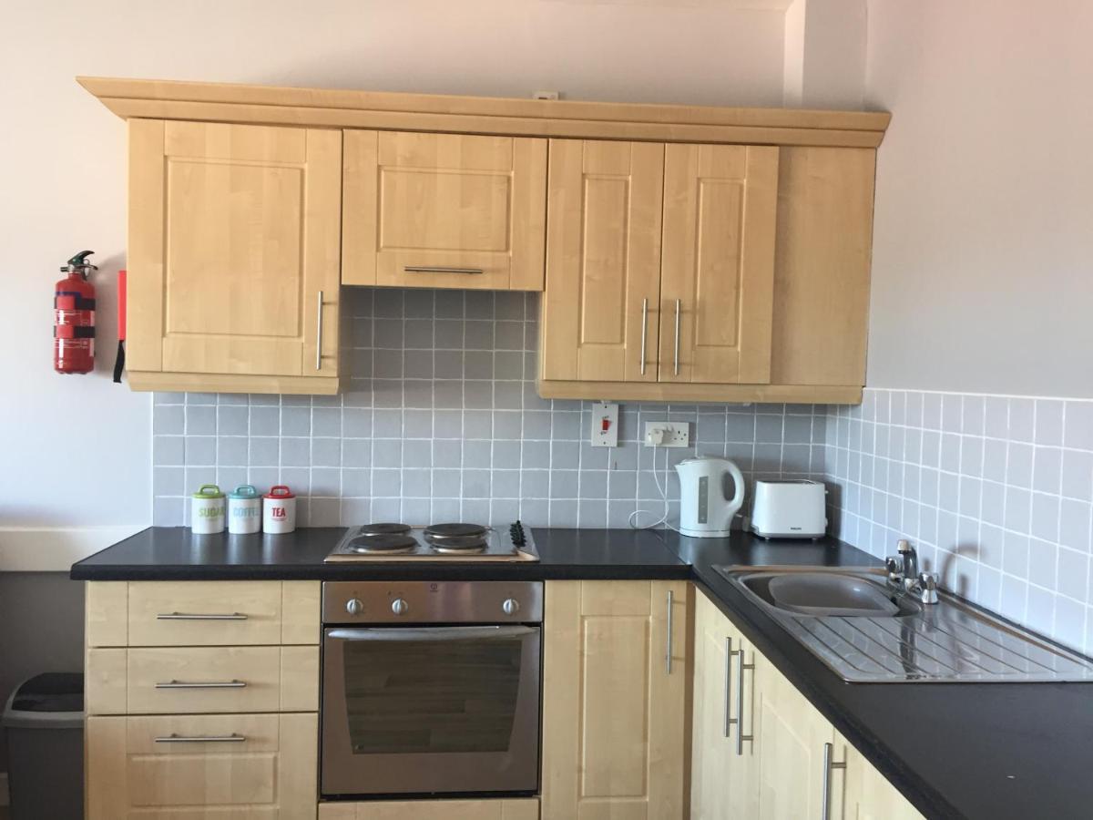Priory House, Student Accommodation, Manor Village Apartments, Cork Road, X91W427 Уотърфорд Екстериор снимка